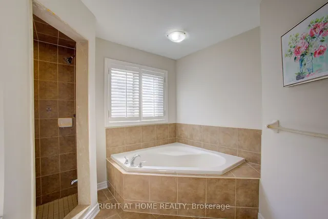 Additional image 24 of 25 Robitaille Dr