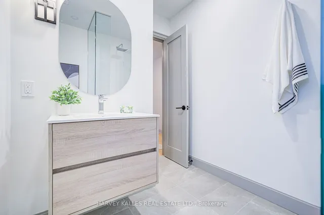 Additional image 26 of 158 Eastbourne Ave