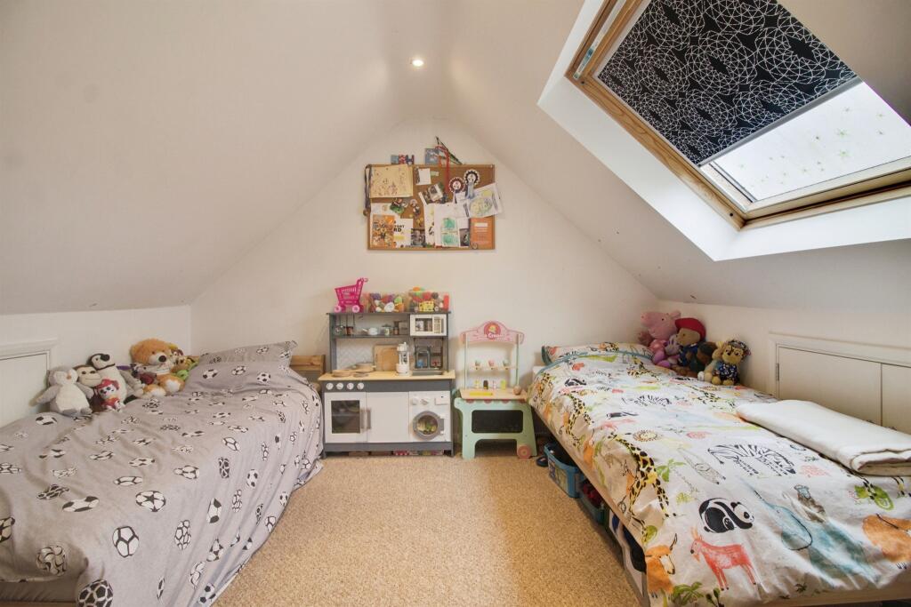 Additional image 11 of Parkfields, Roydon, Harlow