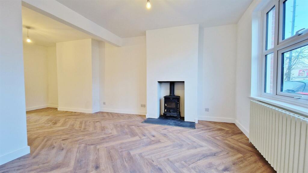 Additional image 4 of Pole Barn Lane, Frinton-On-Sea