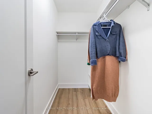 Additional image 20 of 5 Mabelle Ave Unit 236