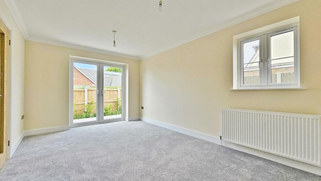 Additional image 17 of Fifth Avenue, Frinton-On-Sea