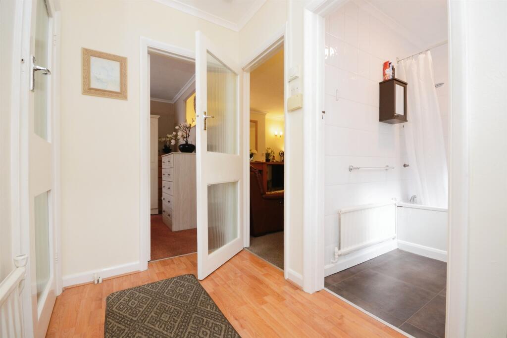 Additional image 12 of Baddow Hall Crescent, Great Baddow, Chelmsford