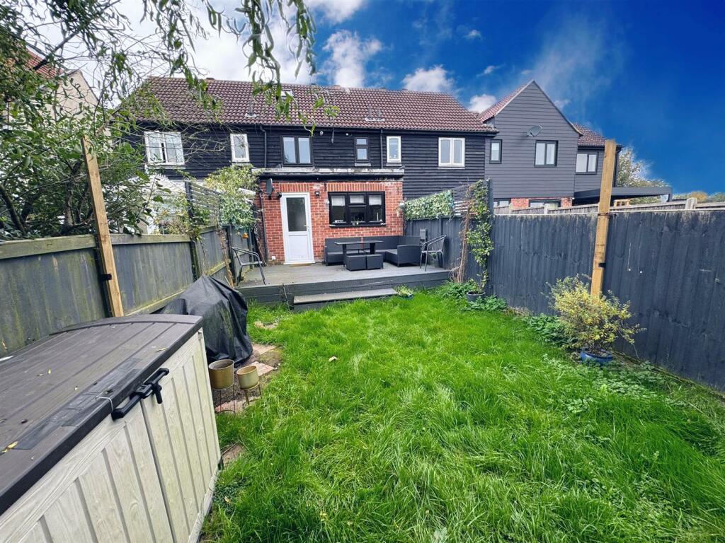 Additional image 20 of Fairbank Close, Ongar