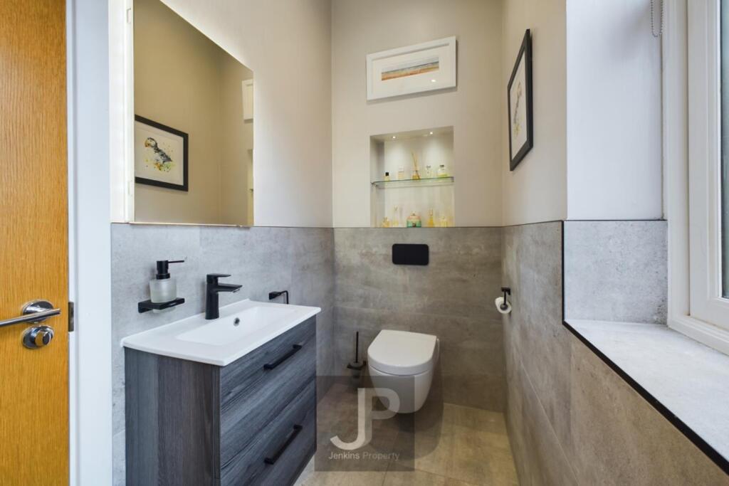 Additional image 21 of Kensington Way, Brentwood