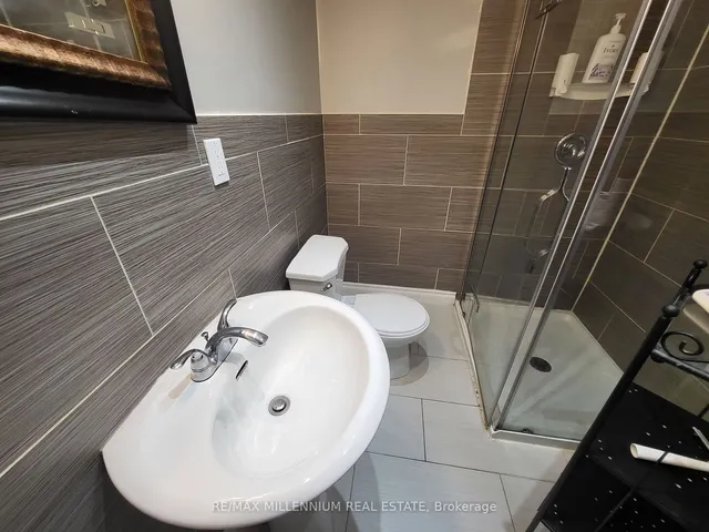 Additional image 30 of 27 Dundalk Cres