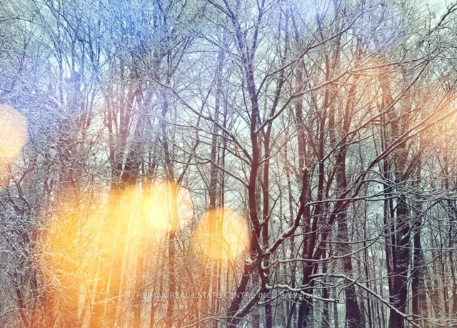 Additional image 24 of 258 Edgewater Cres Unit 4