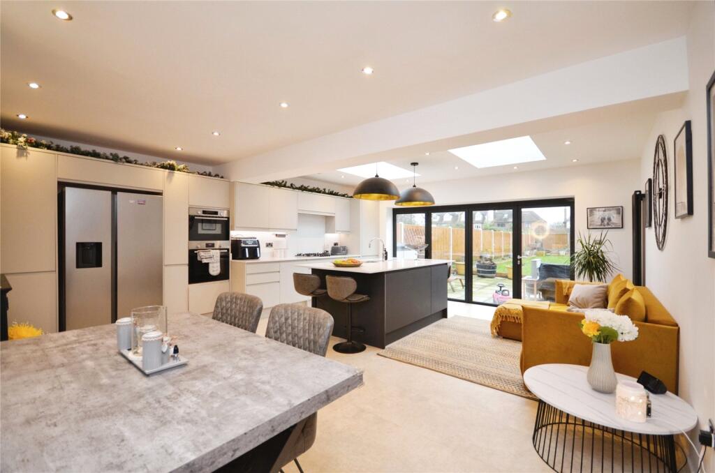 Additional image 2 of Rayner Road, Colchester, Essex, CO2