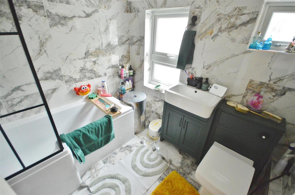 Additional image 17 of Wellesley Road, Clacton-On-Sea