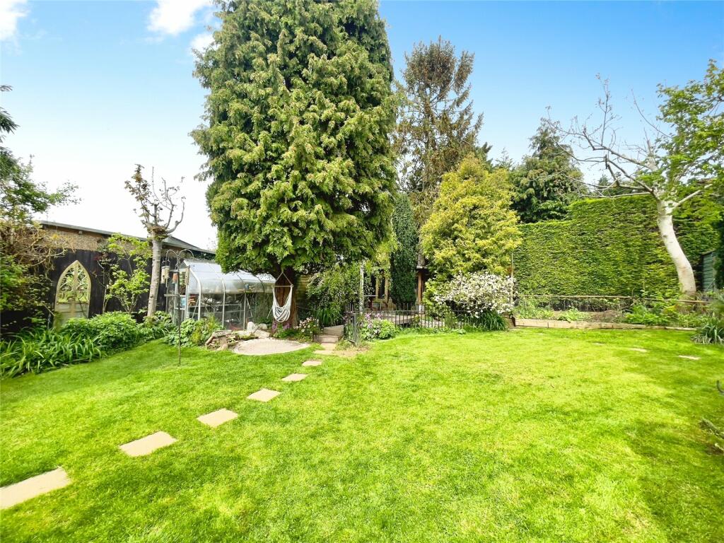 Additional image 18 of Priory Avenue, Old Harlow, Essex, CM17