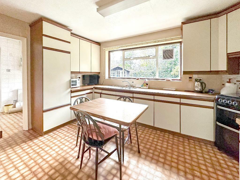 Additional image 7 of Landscape Road, Warlingham, Surrey, CR6 9JB