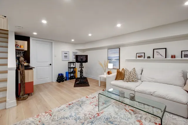 Additional image 31 of 26 Livingston Rd Unit 102