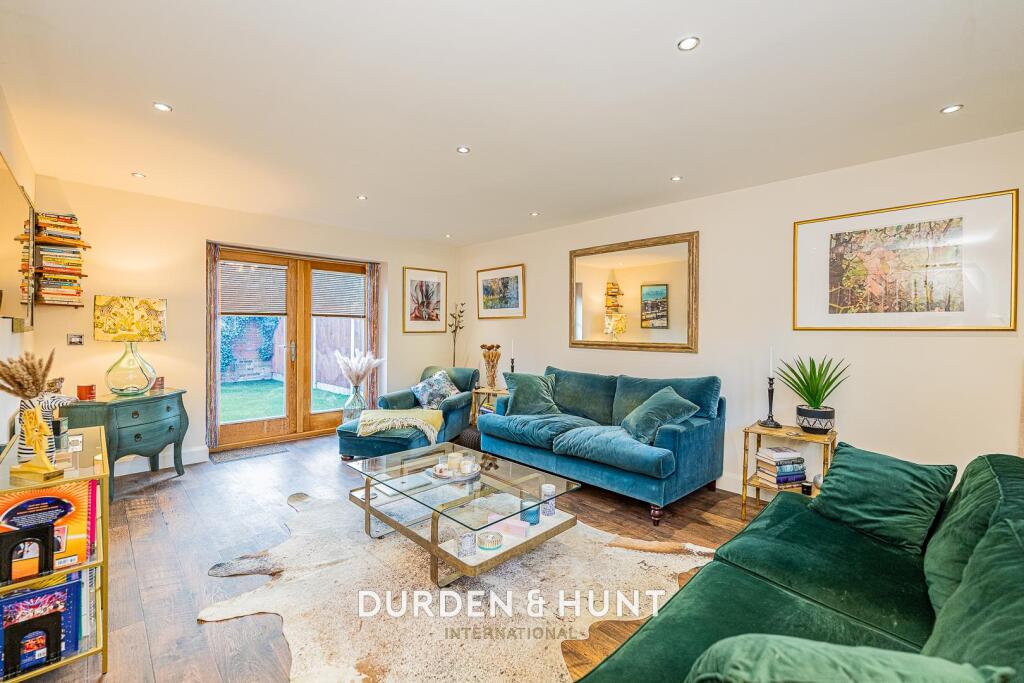 Additional image 2 of High Street, Ongar, CM5