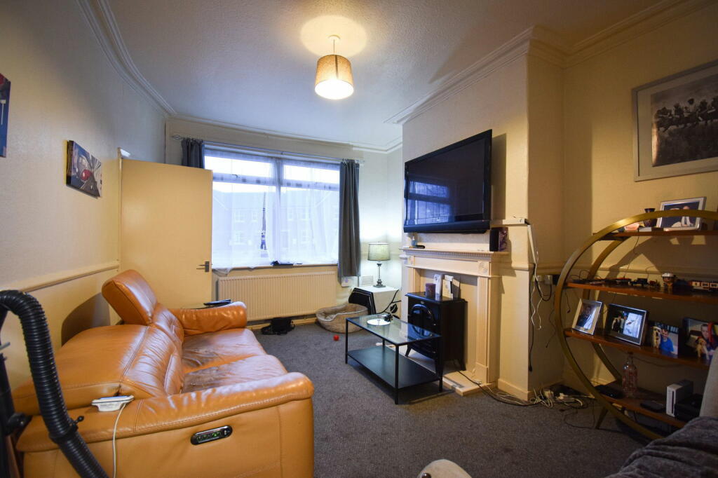 Additional image 7 of Crescent Road, Ellesmere Port, CH65 4DY