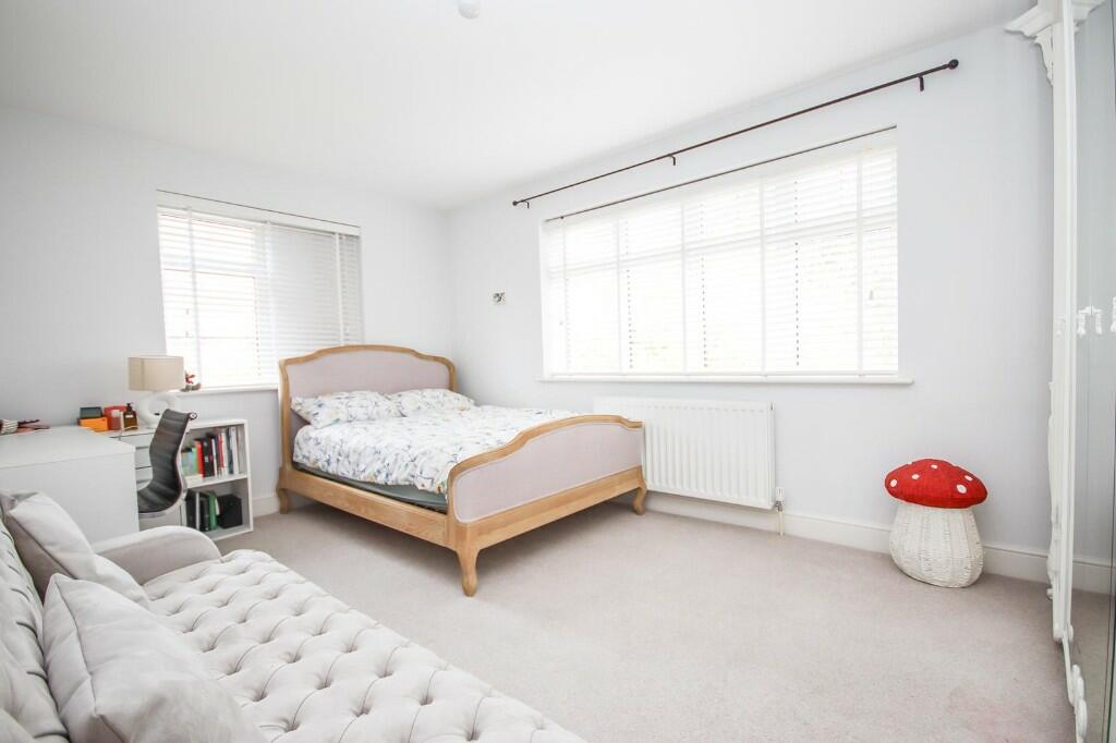 Additional image 19 of Middleton Road, Shenfield, Brentwood, Essex, CM15