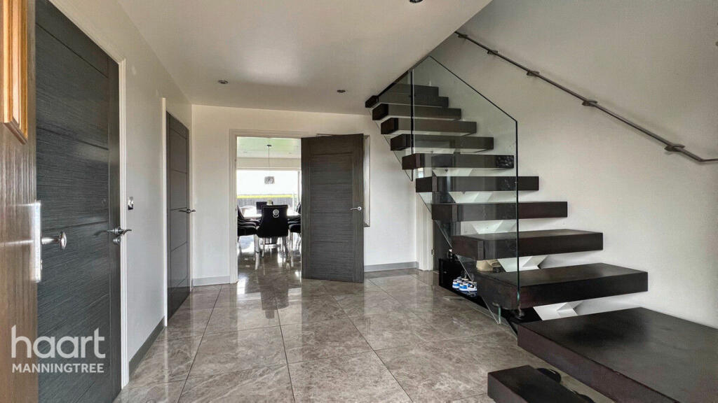 Additional image 13 of Clacton Road, Horsley Cross, Manningtree, Essex