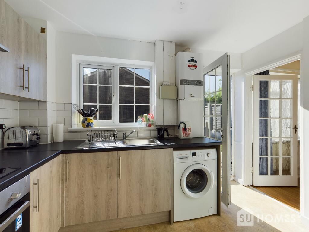 Additional image 4 of Avon Way, Colchester, Essex