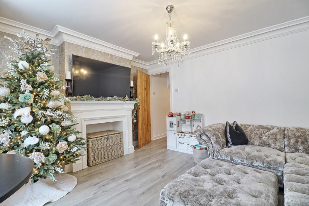 Additional image 7 of Essex Road, Burnham-on-crouch, CM0 8EQ