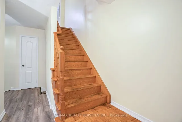 Additional image 20 of 28 Native Landing