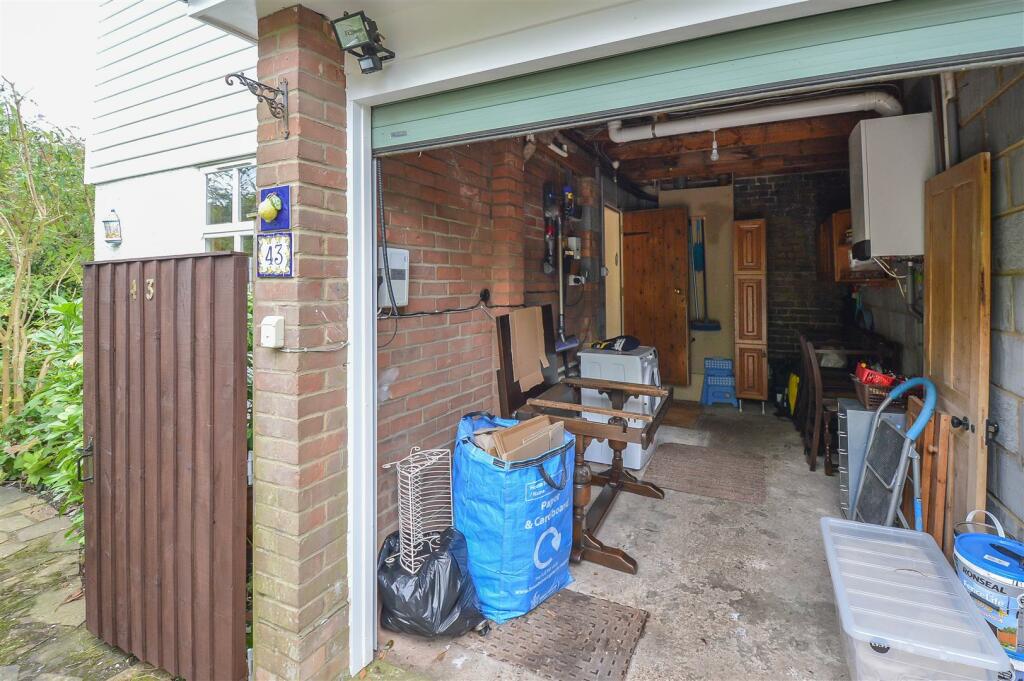 Additional image 27 of Middle Road, Ingrave, Brentwood