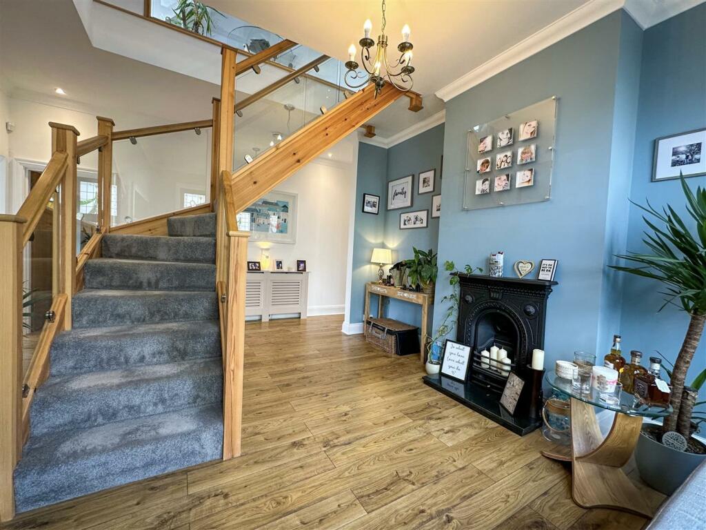 Additional image 20 of Southcliff Park, East Clacton