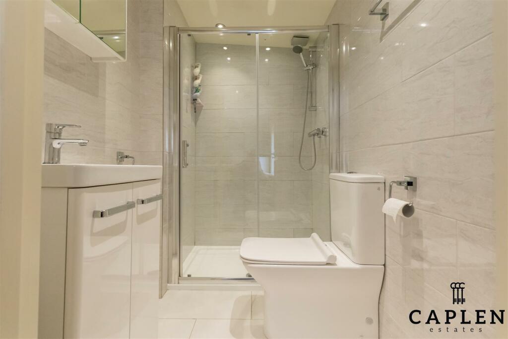 Additional image 32 of Fiddlers Hamlet