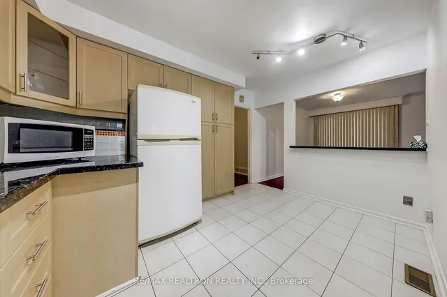 Additional image 11 of 365 Hollywood Ave