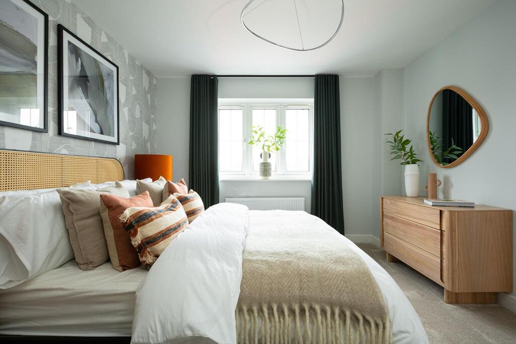 Additional image 9 of Elm Tree Avenue, 
Frinton on Sea, 
Essex,
CO13 0GR