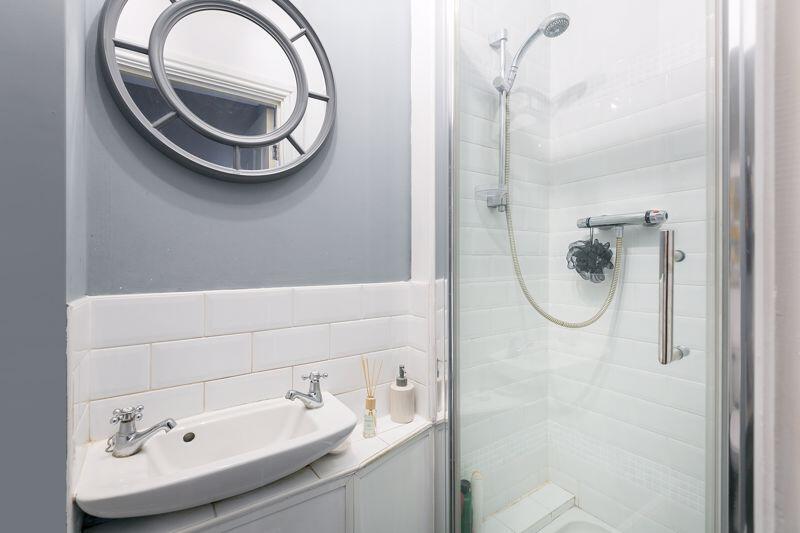 Additional image 10 of Hamond Close, South Croydon