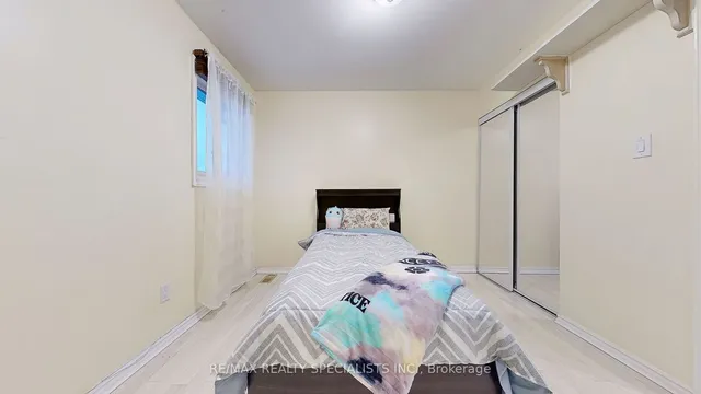 Additional image 27 of 94 Flamingo Cres