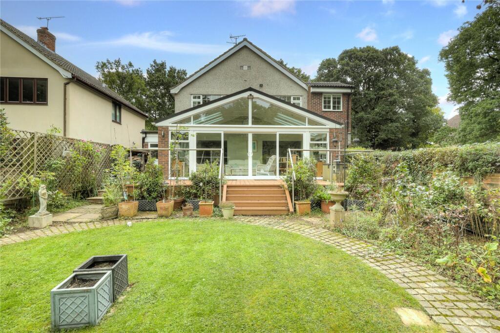 Additional image 38 of Paddock Chase, CM8