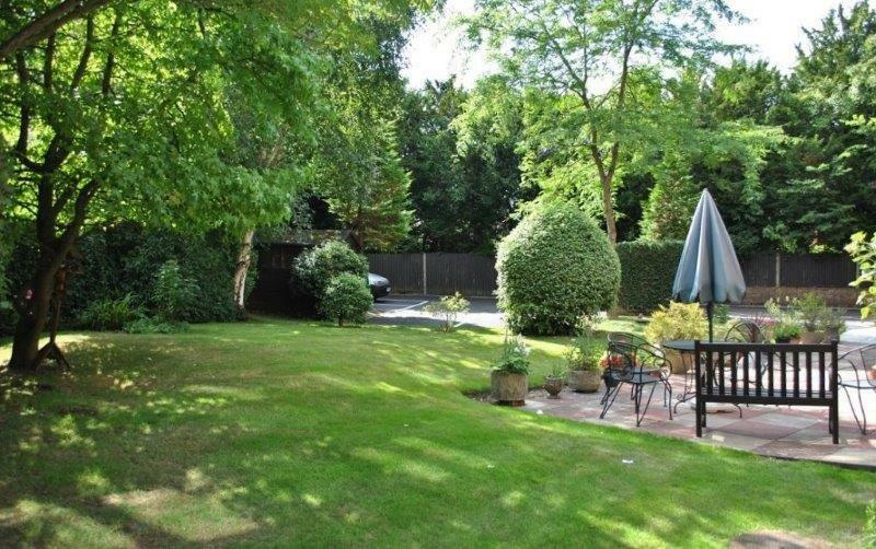 Additional image 6 of Coulsdon Road,Coulsdon,CR5 1EA