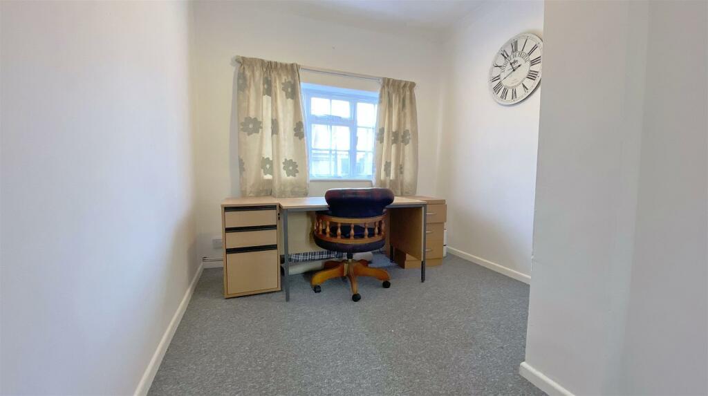 Additional image 11 of Frinton Road, Kirby Cross