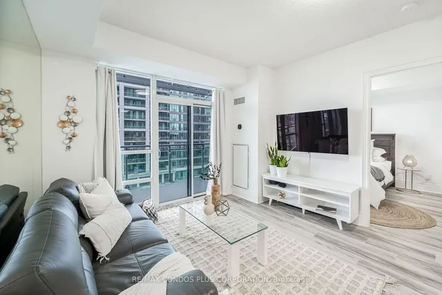 Additional image 9 of 16 BROOKERS Lane Unit 1604