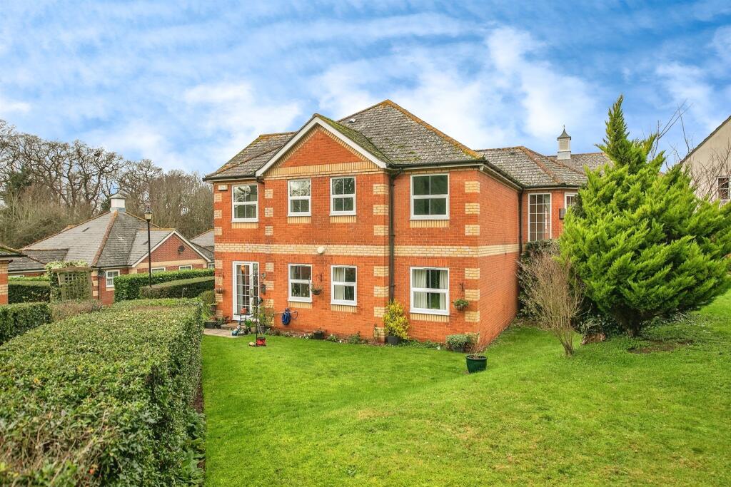 Additional image 12 of Michaelstowe Drive, Harwich