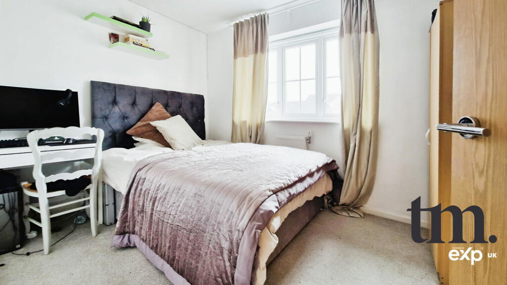 Additional image 6 of Farmer Close, Little Canfield, Dunmow, CM6 1HX