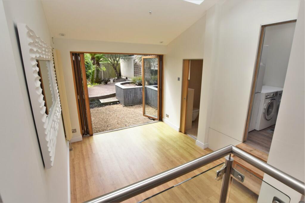 Additional image 7 of Passingham Avenue, Billericay, CM11