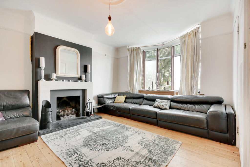 Additional image 2 of Vicarage Road, Old Moulsham, Chelmsford