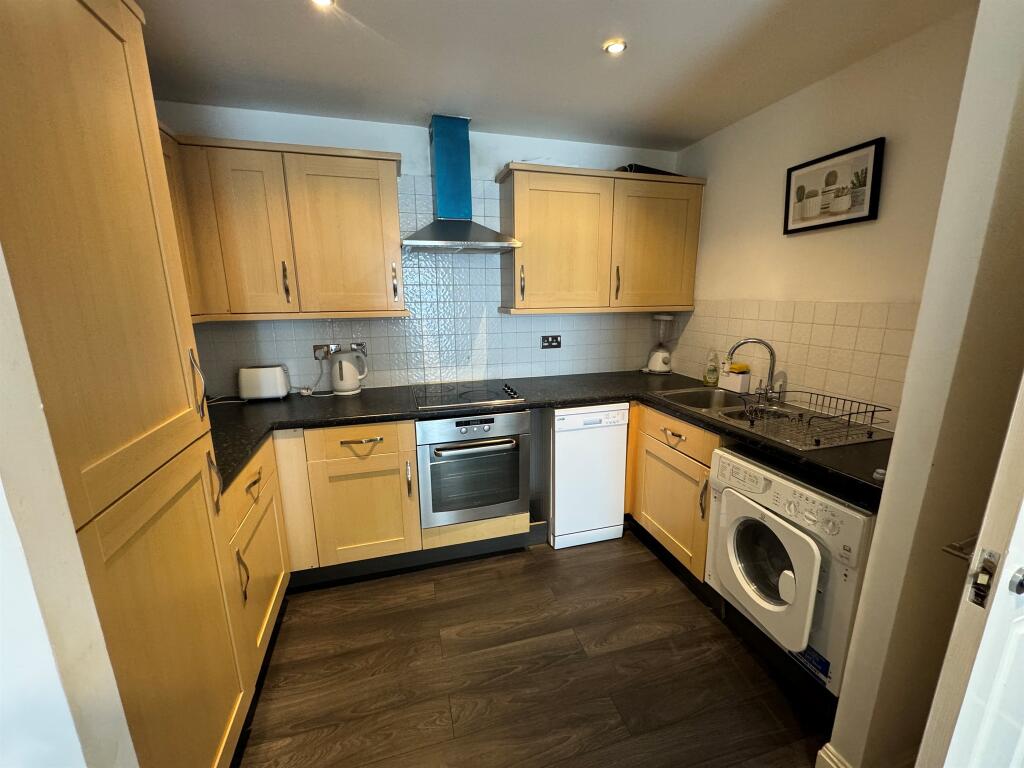 Additional image 5 of Edinburgh Gate, HARLOW