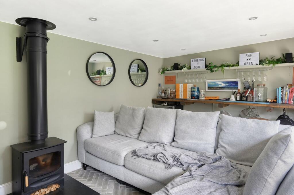 Additional image 28 of Upper Roman Road, Chelmsford, CM2