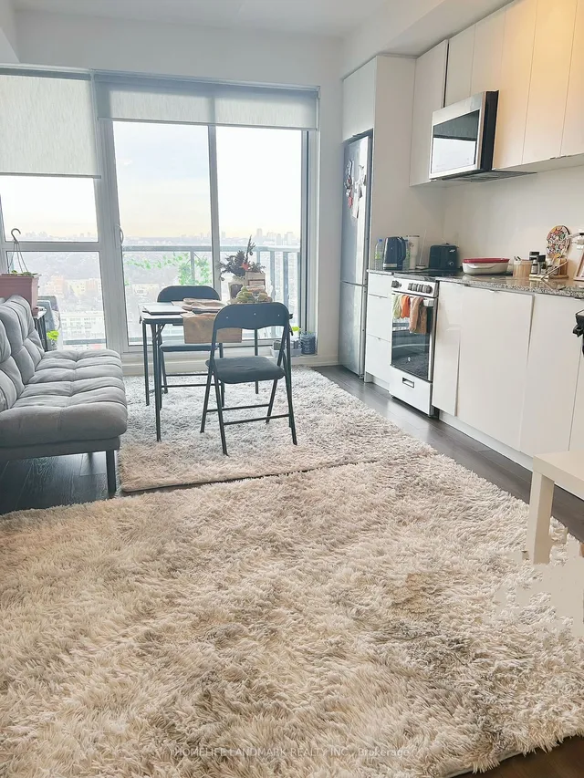 Additional image 4 of 49 East Liberty St Unit 2210