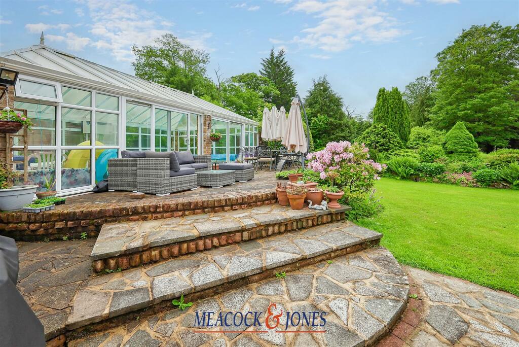 Additional image 30 of Mores Lane, Pilgrims Hatch, Brentwood