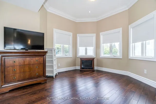 Additional image 20 of 24 Ranee Ave