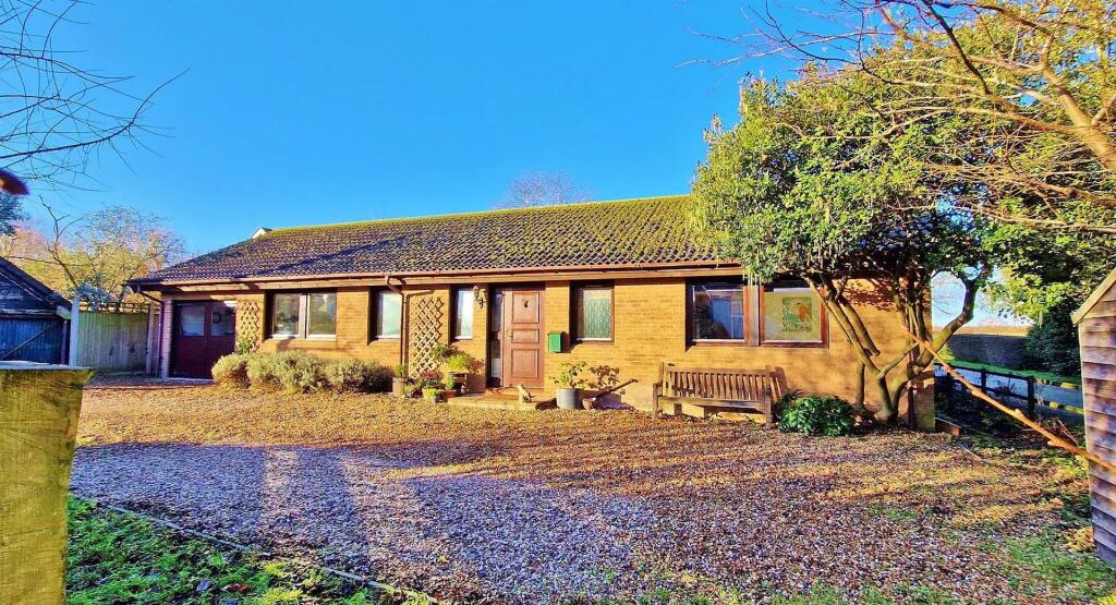 Additional image 28 of Quay Lane, Frinton-on-Sea