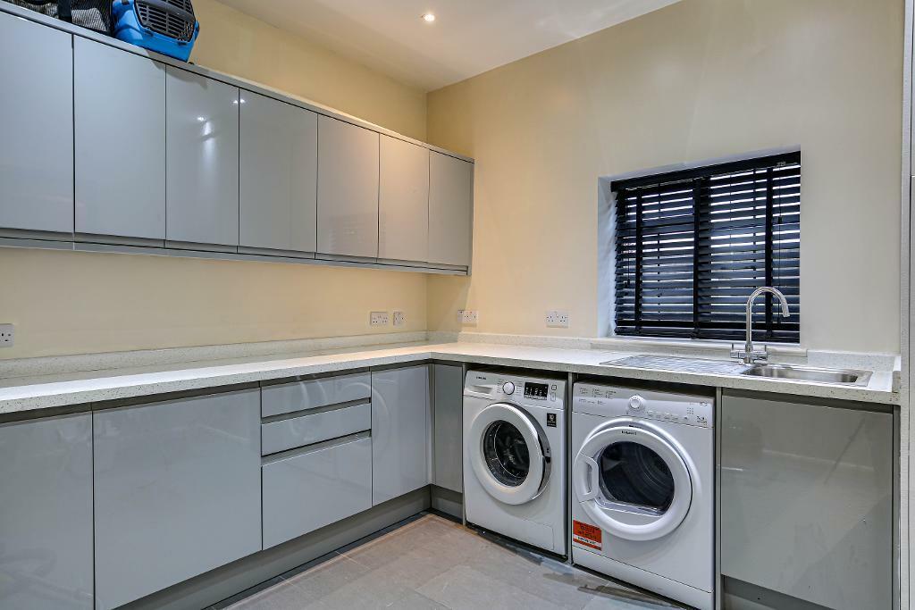 Additional image 13 of Arkwright Road, Sanderstead, Surrey, CR2 0LN