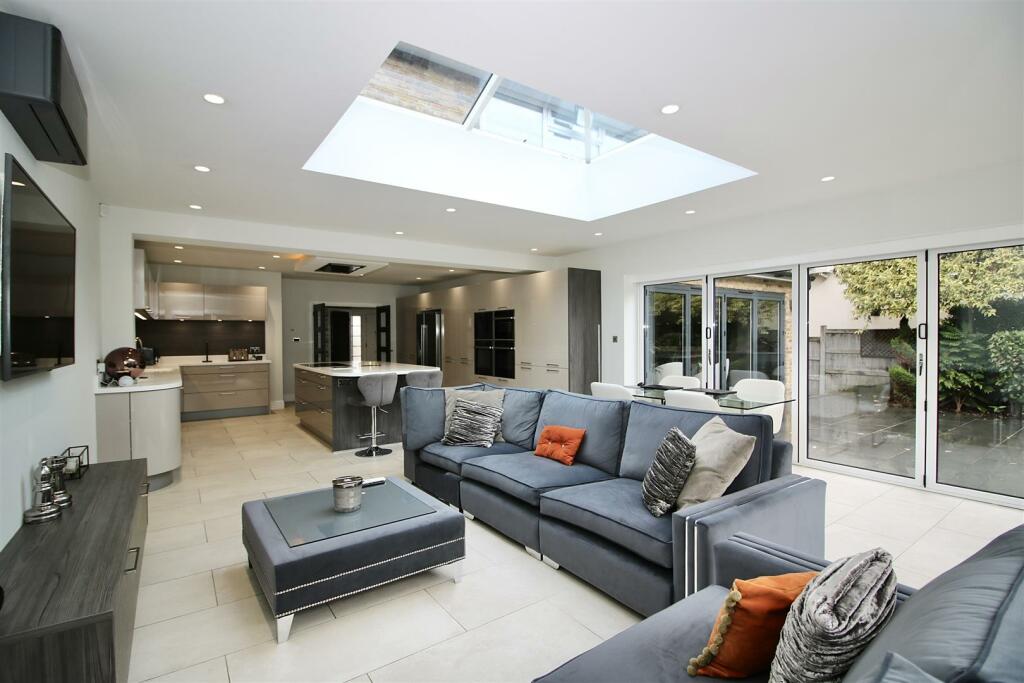 Additional image 23 of Norsey Road, Billericay