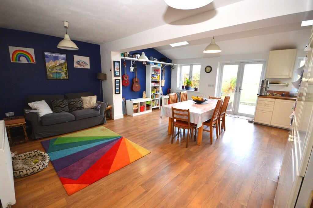 Additional image 25 of Rosabelle Avenue, Wivenhoe