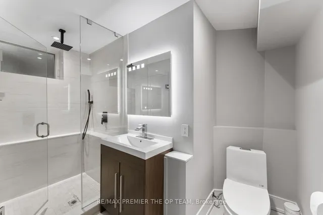 Additional image 28 of 26 Seventeenth St