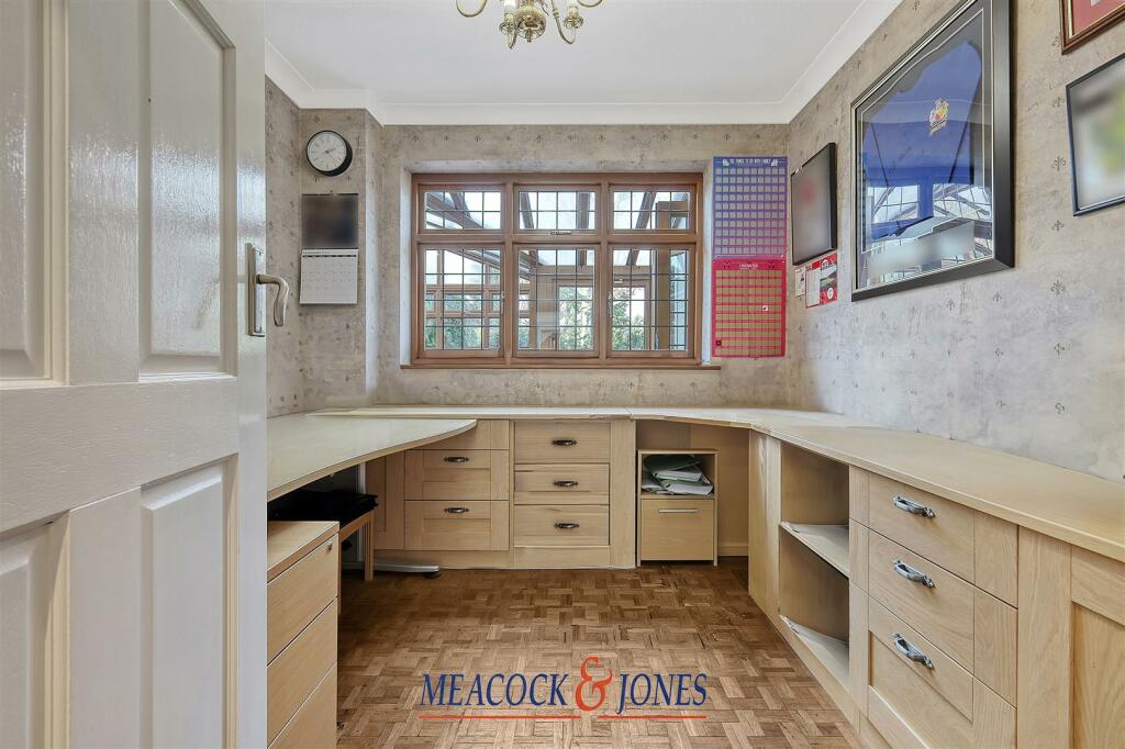 Additional image 16 of Priests Lane, Old Shenfield, Brentwood