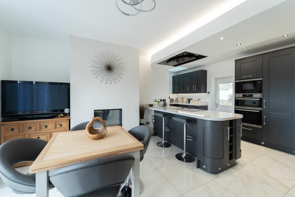 Additional image 6 of Ruthin Road, Gwernymynydd, CH7